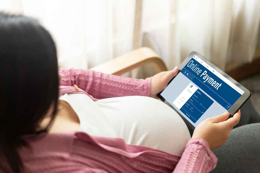 pregnant women using mobile medical billing technology to pay medical expense